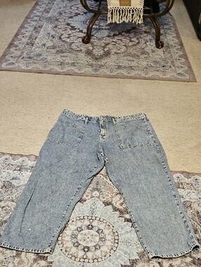 torrid Acid-Wash Light Blue Cropped Straight-Leg Jeans